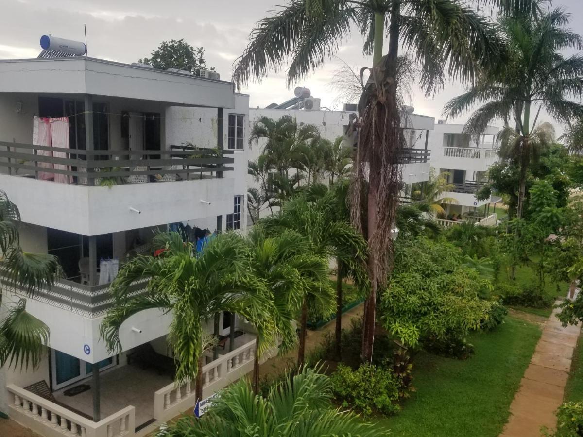 Negril Beach Club Condos Екстер'єр фото