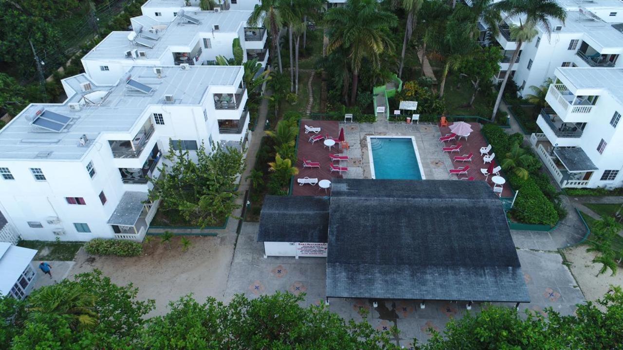 Negril Beach Club Condos Екстер'єр фото