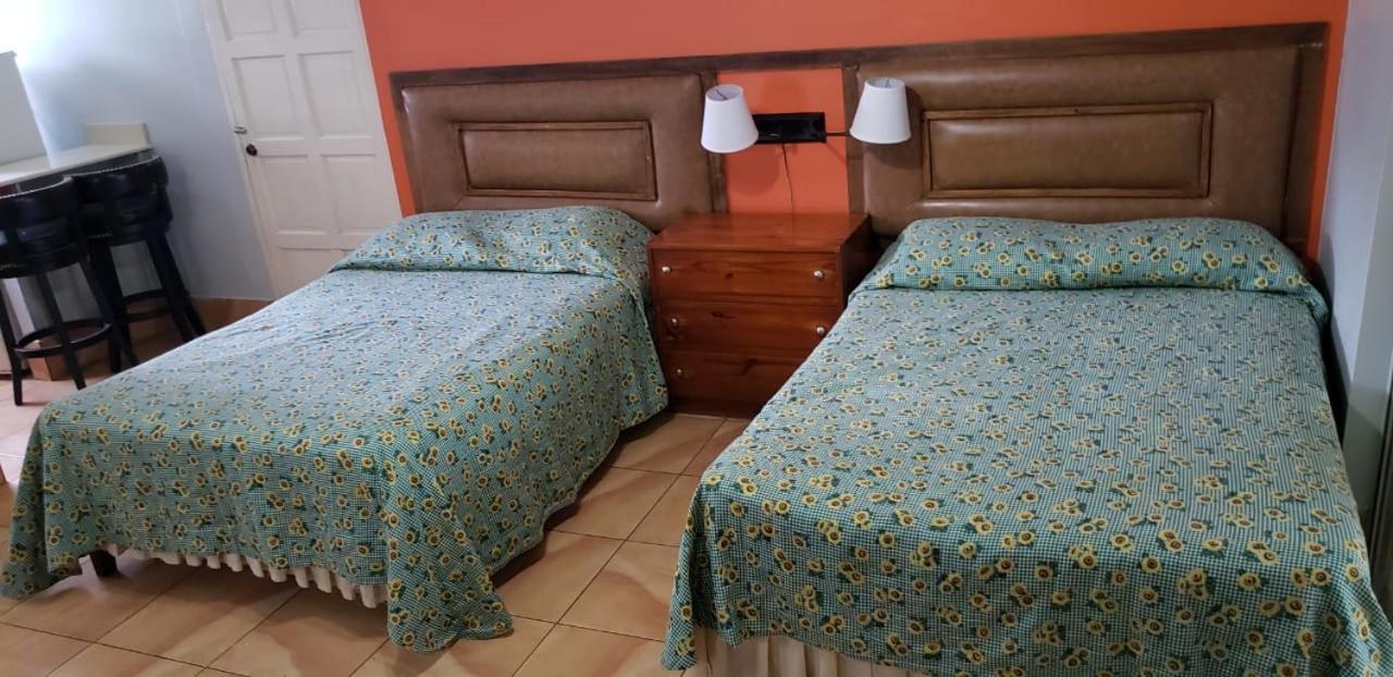 Negril Beach Club Condos Екстер'єр фото