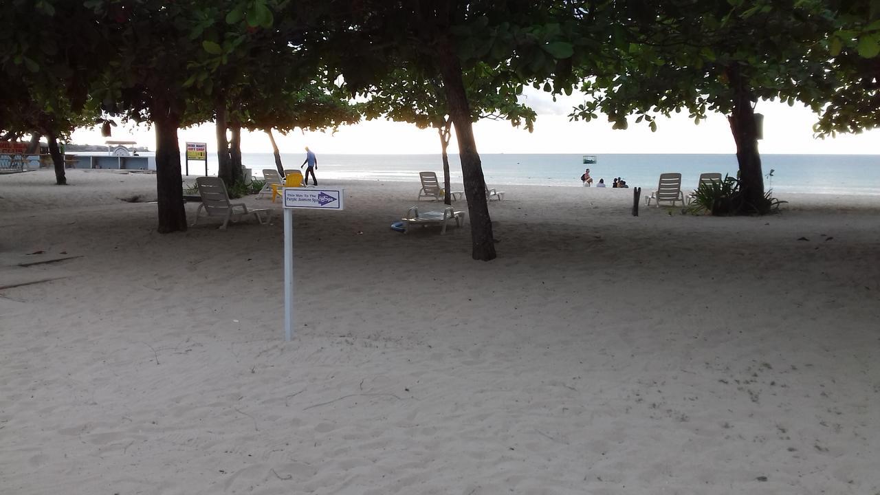 Negril Beach Club Condos Екстер'єр фото