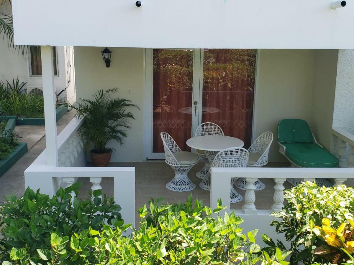 Negril Beach Club Condos Екстер'єр фото