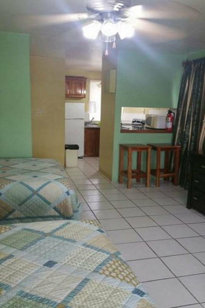 Negril Beach Club Condos Екстер'єр фото